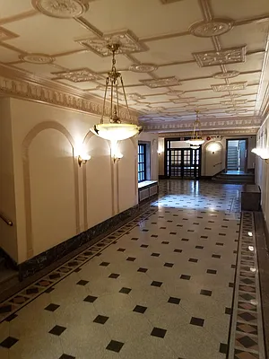 Rented by LG Realty Solutions Inc | media 17