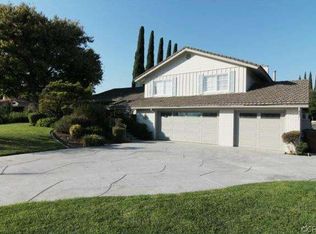 18961 Montecito Dr, Yorba Linda, CA 92886