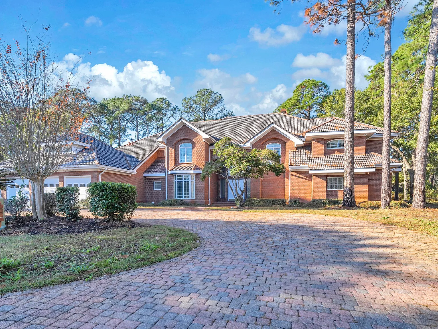 6 bed, 8.5 bath, 7275 sqft, $6,250 — Photo 4