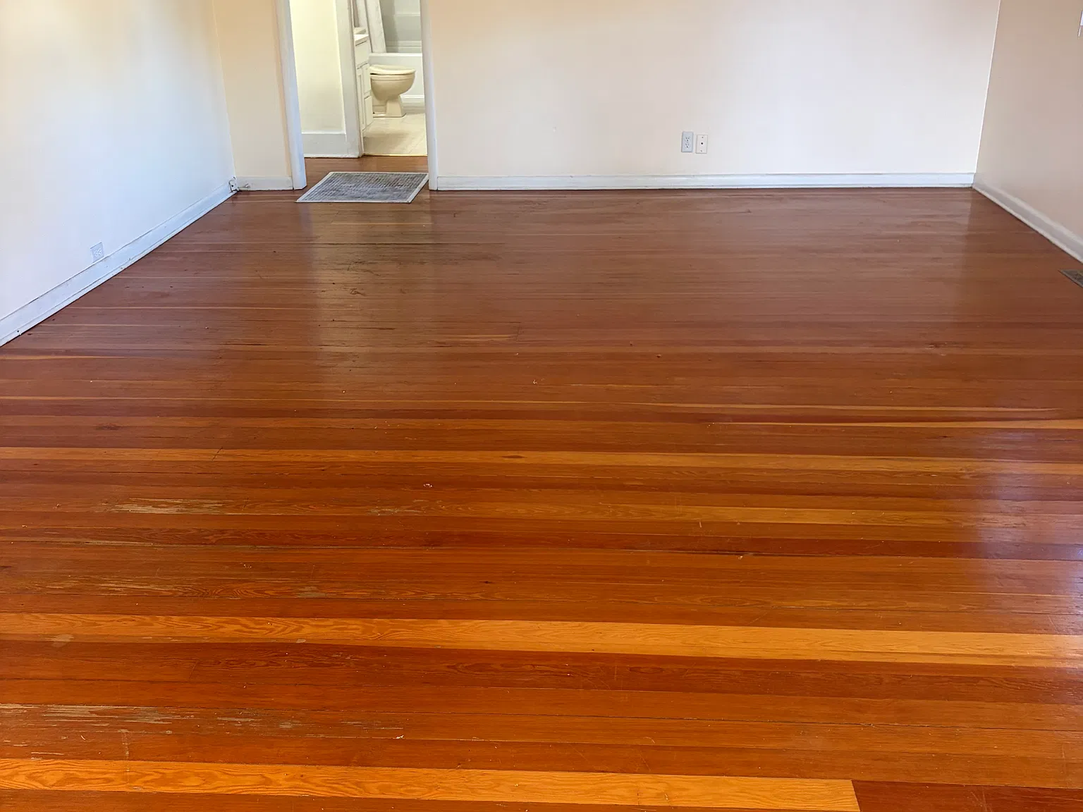 2 bed, 1200 sqft, $1,500 — Photo 2