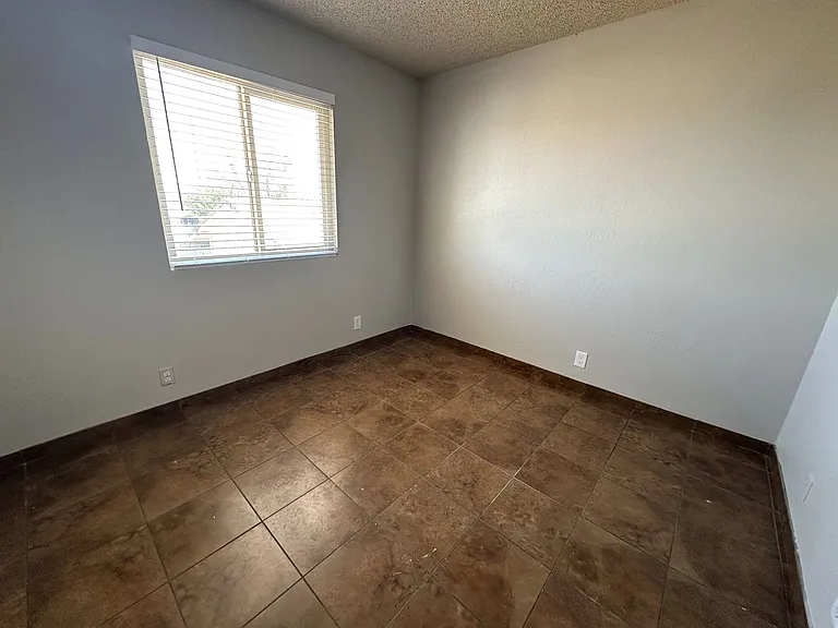 2420 Ellis St #C — Photo 13