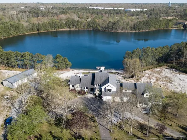 1545 Maurice River Pkwy, Vineland, NJ 08360