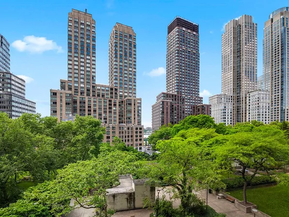 165 W End Ave APT 5A, New York, NY 10023