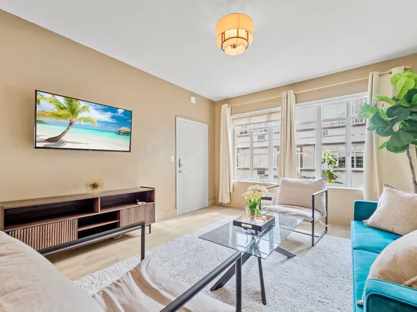 311 NE 86th St #4, Miami Beach, FL 33141