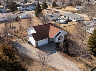 707 South St, Urbana, IA 52345