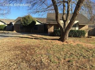 10105 Leeds Dr, Yukon, OK 73099