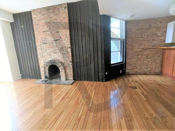 2nd image of 2900 N Broadway St #602TWO