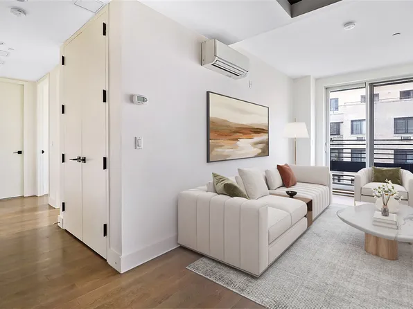 581 Ocean Parkway image 1 of 12