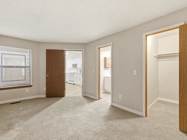 982 S Dearborn Way #5 — Photo 11