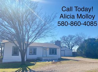 282397 E 1800th Rd, Comanche, OK 73529