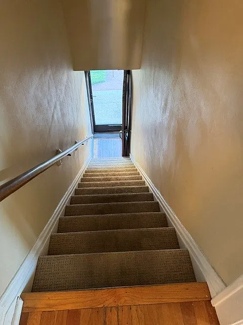 1085 Terrace Drive — Photo 3