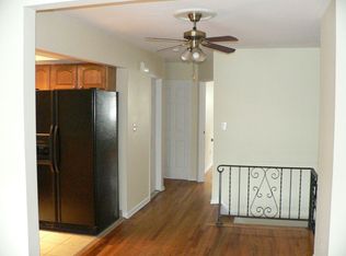 327 12th St APT 3, Union City, NJ 07087