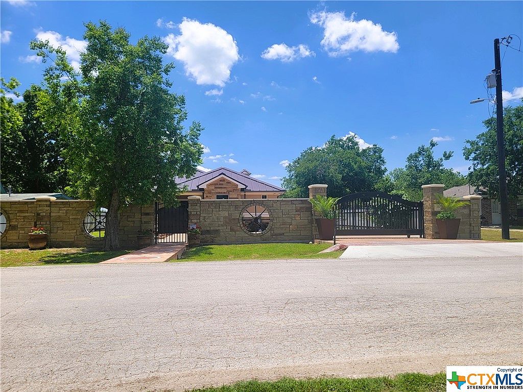 241 E Elm Ave, Bartlett, TX 76511 MLS 508374 Zillow