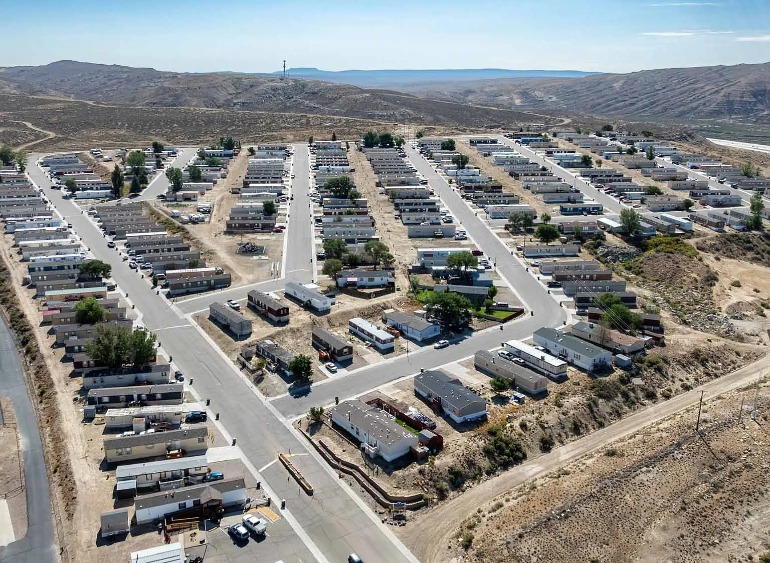 Skyline Village — Photo 2