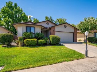 2068 Lazare Path, Redding, CA 96001