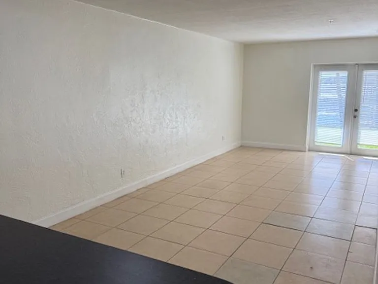 900 S Peninsula Dr #113 — Photo 40