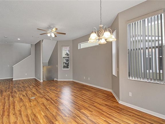 4th image of 408 Bayou Village Dr