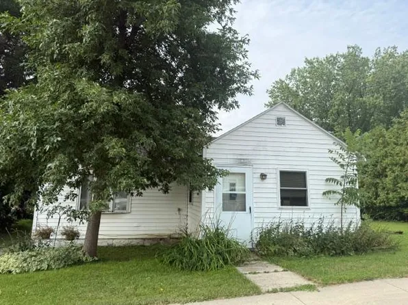 213 State St, Evansville, MN 56326