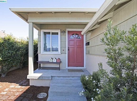 2nd image of 3111 Garvin Ave