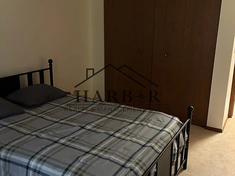 Valley View Apartments — Photo 31