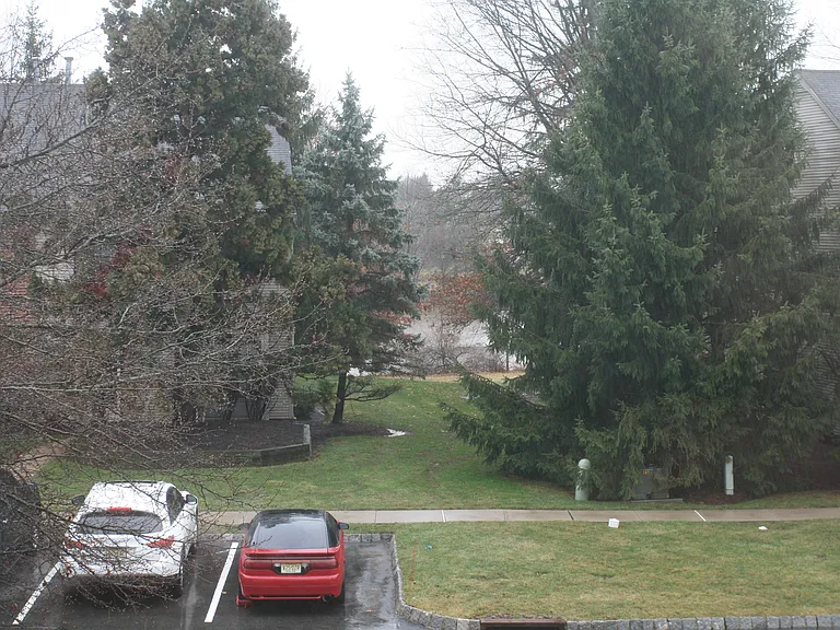 608 Brokaw Ct — Photo 16