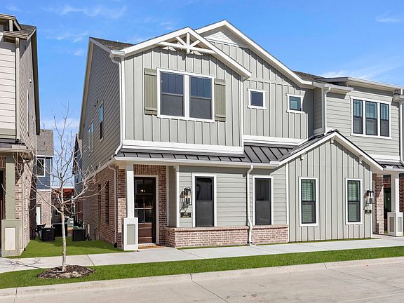 Collin Creek - Wyatt Interior Image 3