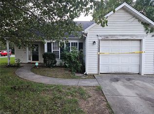 4240 Blazingwood Ct, Greensboro, NC 27406