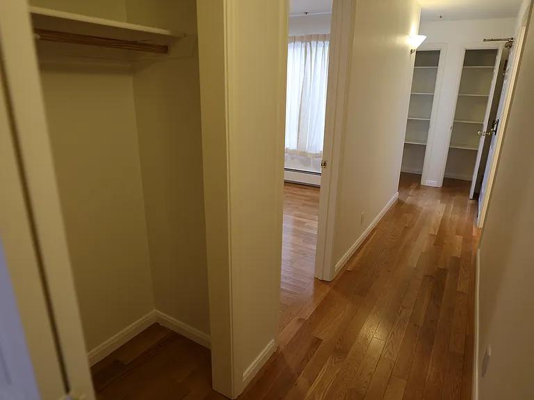 222 21st Ave #1 — Photo 11