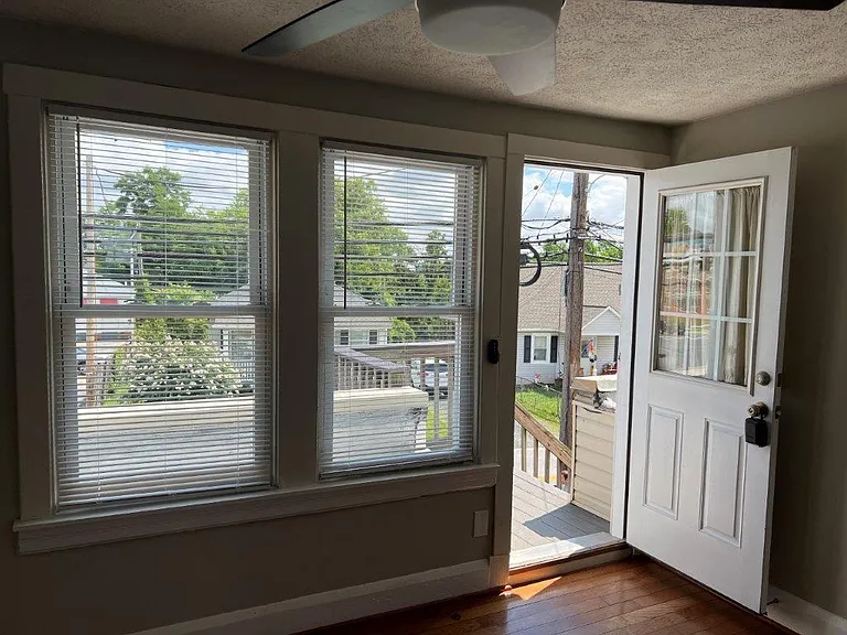 7320 Montgomery Rd — Photo 20