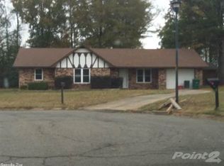 1812 Taylor Cv, Beebe, AR 72012