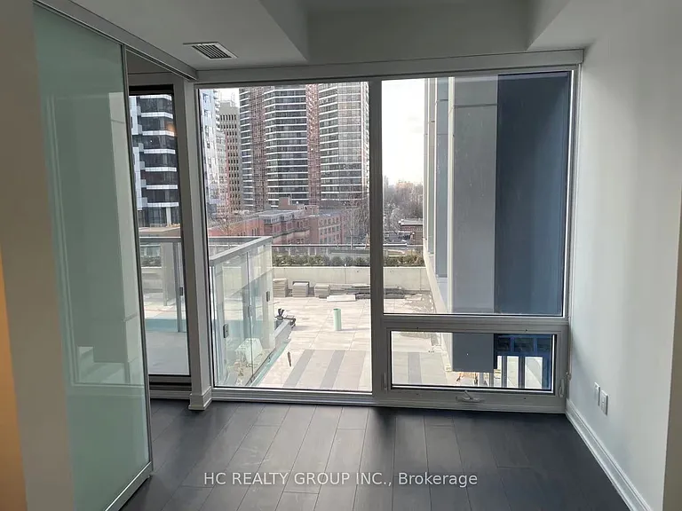 3 Gloucester St #713 — Photo 8