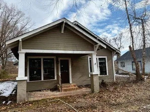 216 N Cypress St, Beebe, AR 72012