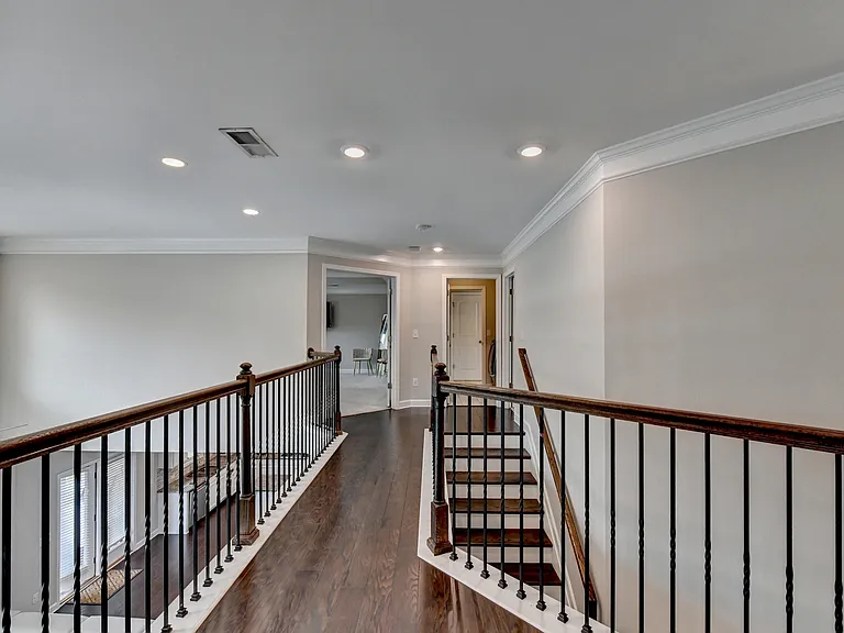 6035 Ashborough Park — Photo 13
