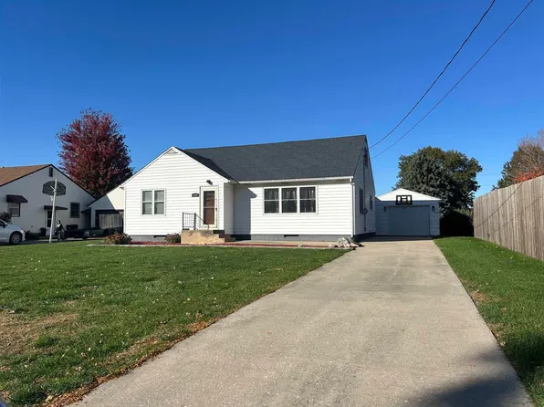 1405 Clark St, Dysart, IA 52224