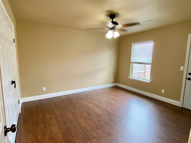 4456 W Wedington Dr — Photo 10