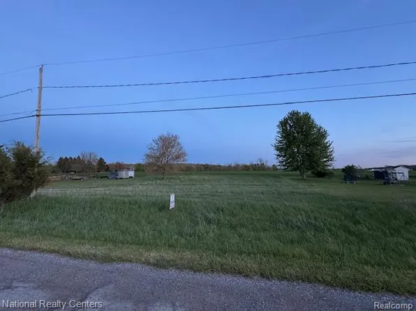 14673 Glenbeigh Ln, Cement City, MI 49233
