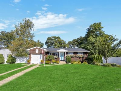 113 Ithaca Street, Bay Shore, NY, 11706