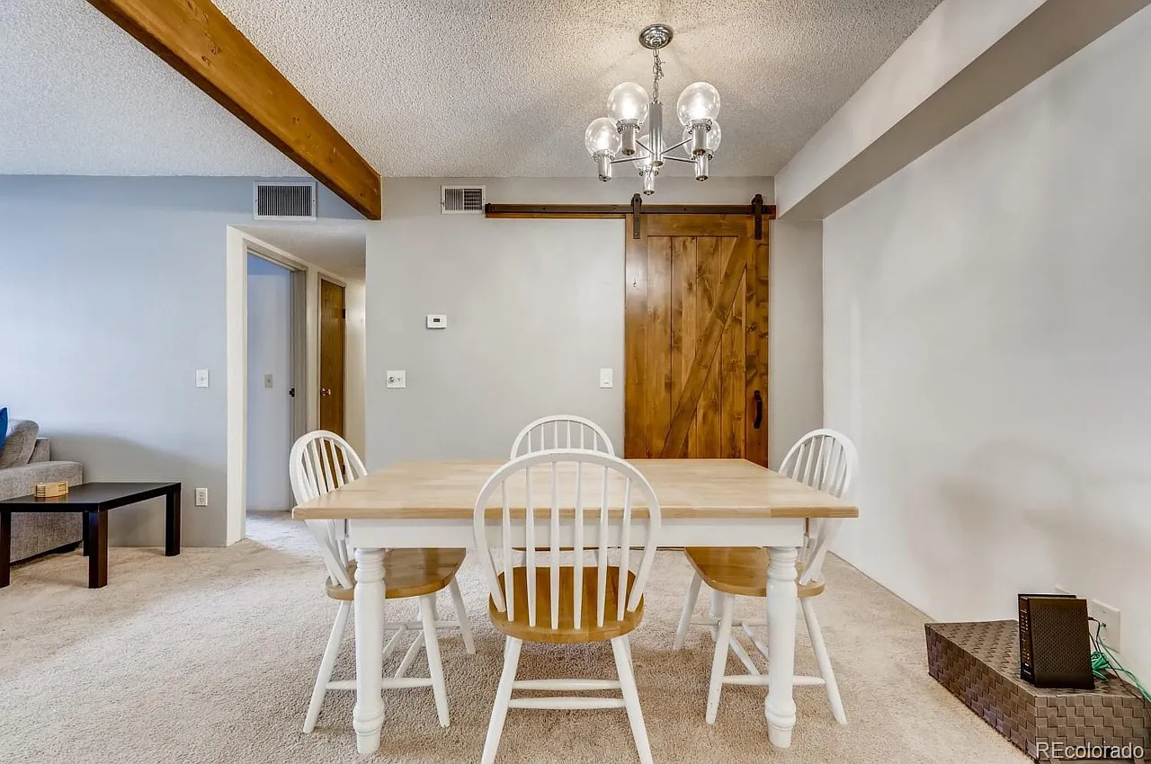 2 bed, 1174 sqft, $2,000 — Photo 4
