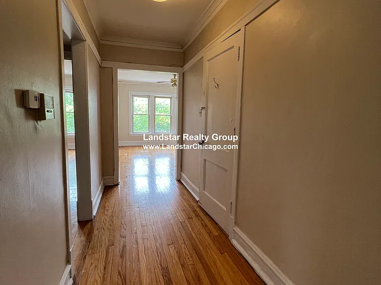 5131 N Damen Ave #3 — Photo 1