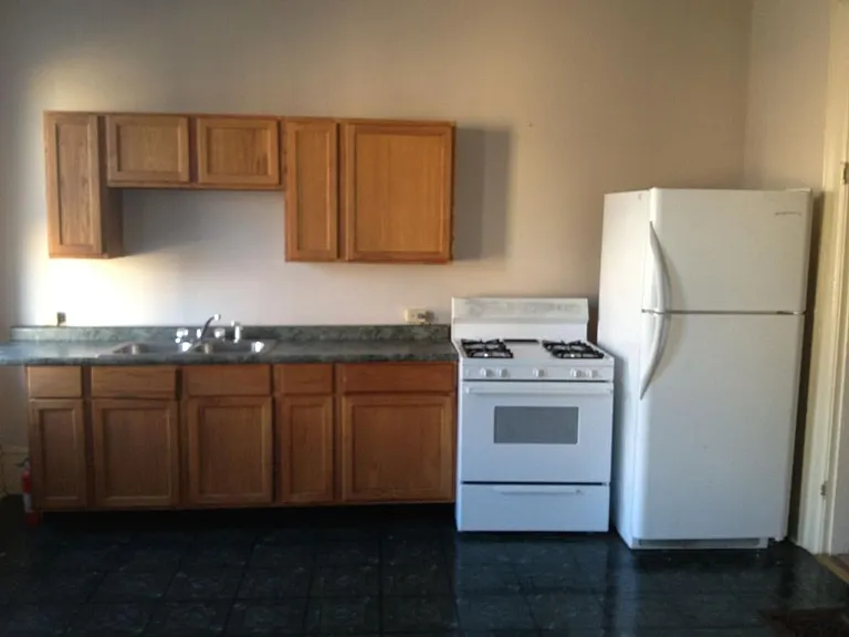745 Bluff St #2 — Photo 1