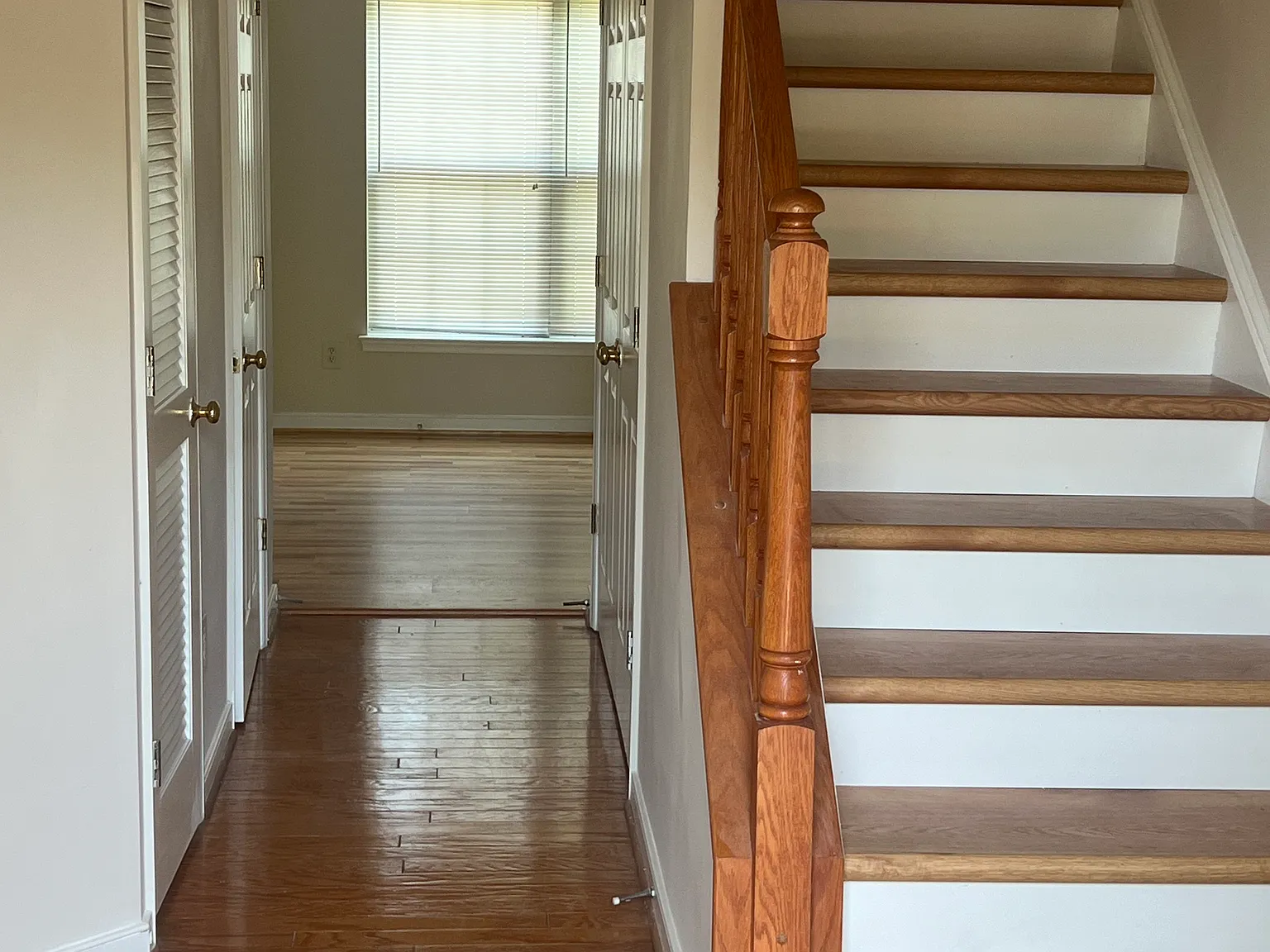 1906 Mountain Gate Pl — Photo 3