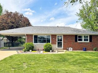 115 Cascade Dr, Columbia, IL 62236