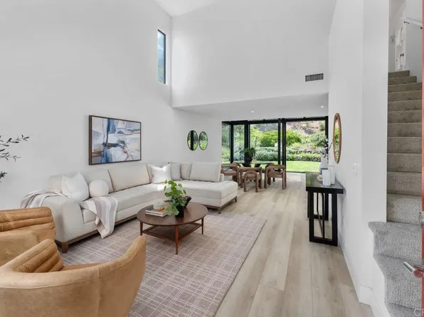 4679 Robbins St, San Diego, CA 92122