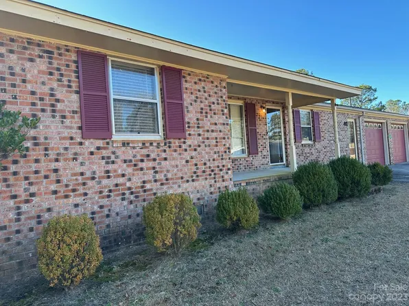 1133 Rogers Rd, Cassatt, SC 29032