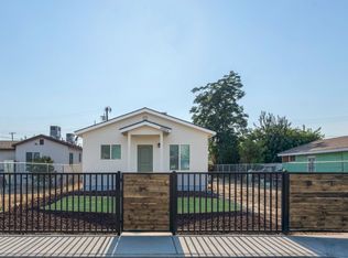 10004 Elmco Ave, Lamont, CA 93241
