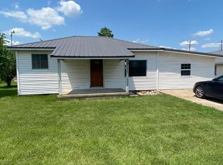 114 E Russell St, Goodman, MO 64843