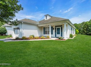 29 Goldenedge Way, Lakewood, NJ 08701