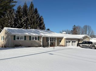 10 Hutchins St, Norfolk, NY 13667