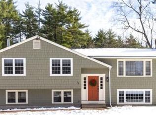 94 Ash St, Townsend, MA 01469