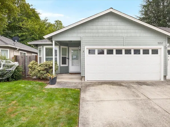 3152 Forest Hills Dr, Medford, OR 97504